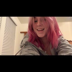 Meet your Posher, Hailey